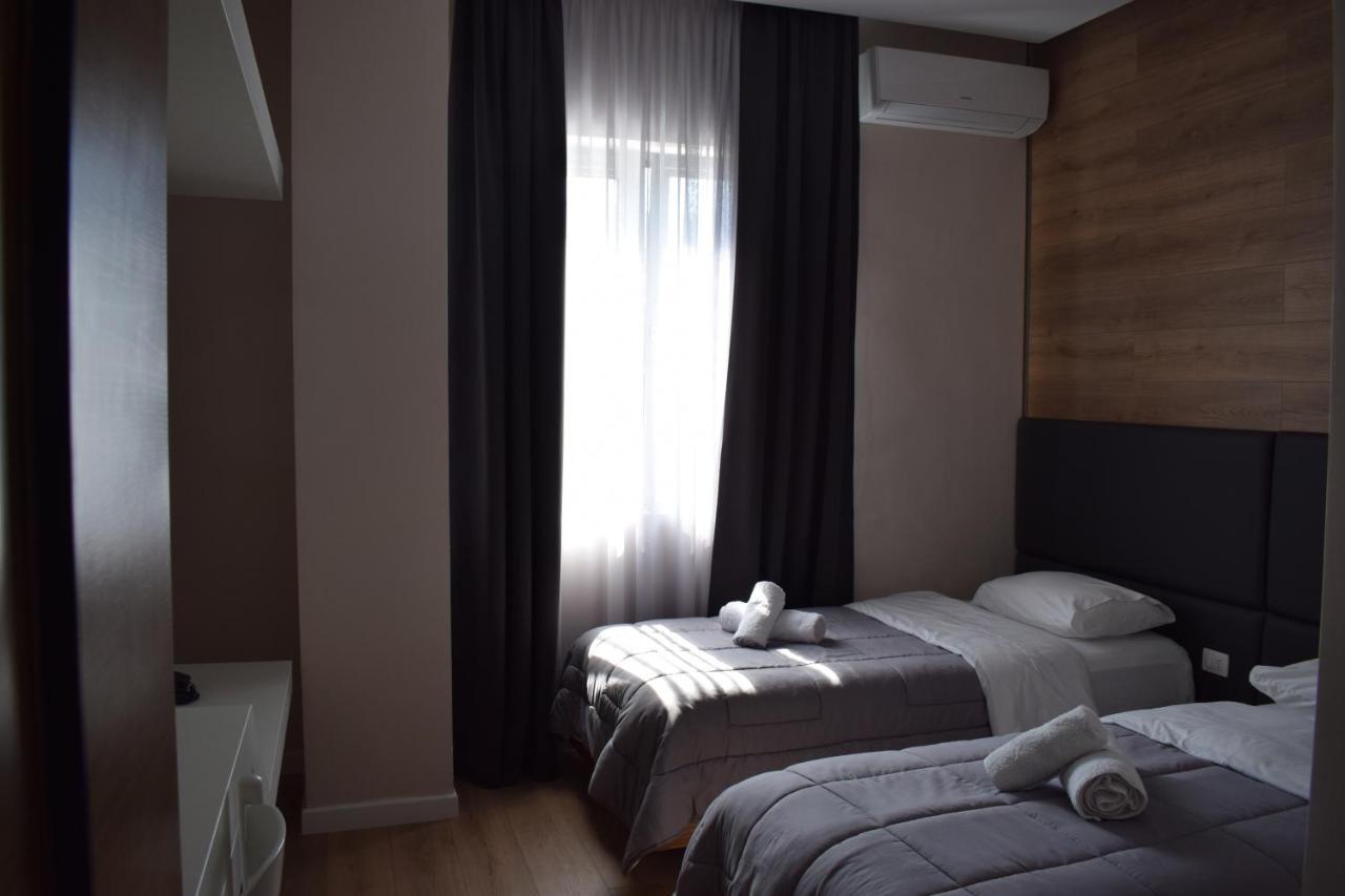 Bluepoint Hotel Tepelene Ngoại thất bức ảnh