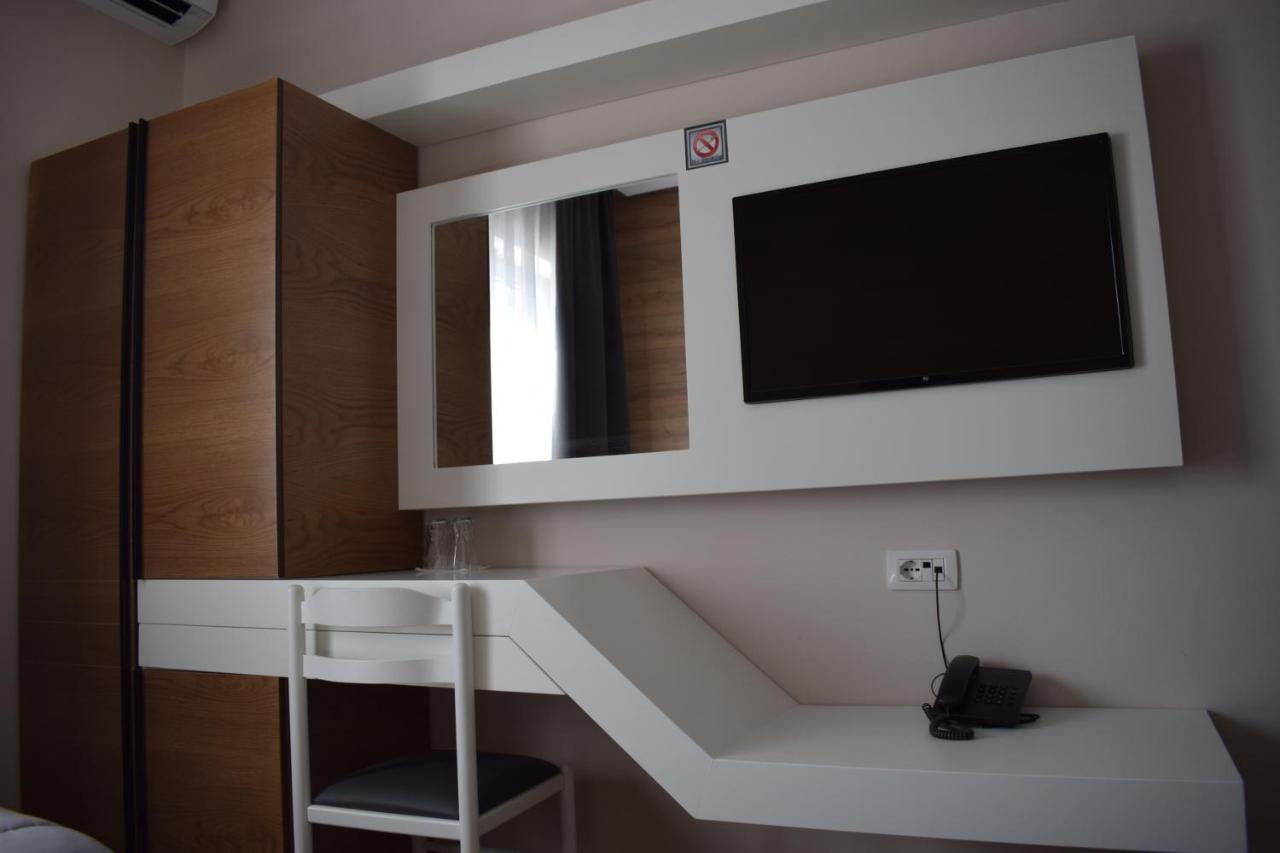 Bluepoint Hotel Tepelene Ngoại thất bức ảnh