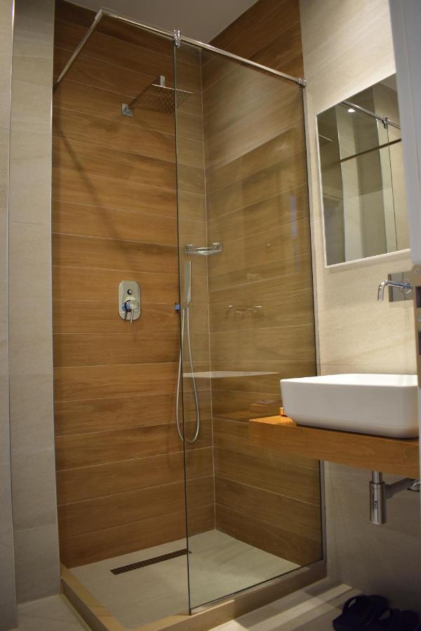 Bluepoint Hotel Tepelene Ngoại thất bức ảnh
