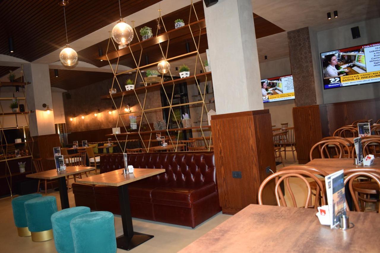 Bluepoint Hotel Tepelene Ngoại thất bức ảnh